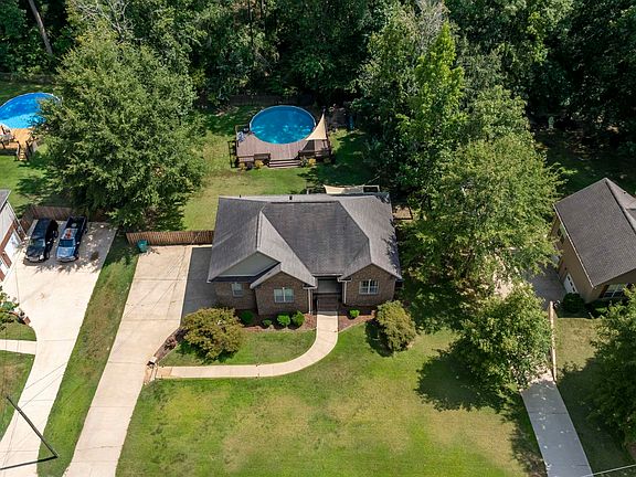 2nd image of 21070 Polly Cir