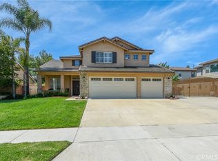 178 Grapevine Dr, Corona, CA 92882