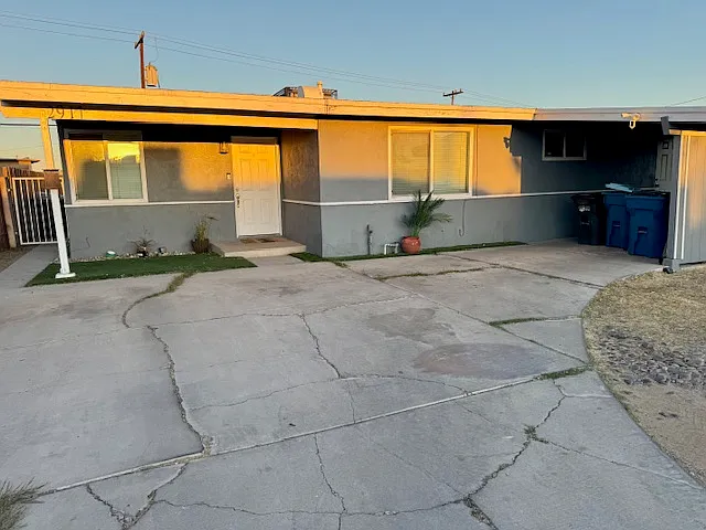 2917 Howard Dr