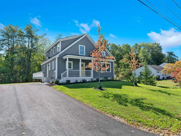 12 Berry Avenue, Portland, ME 04103