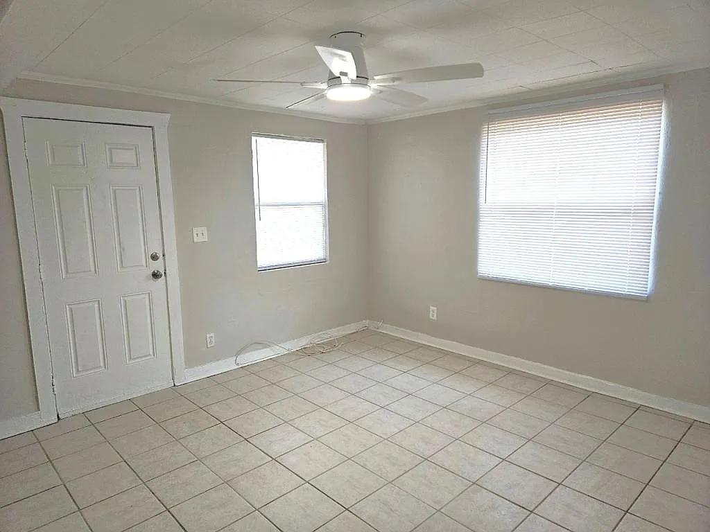 5614 Atlee Ave — Photo 3