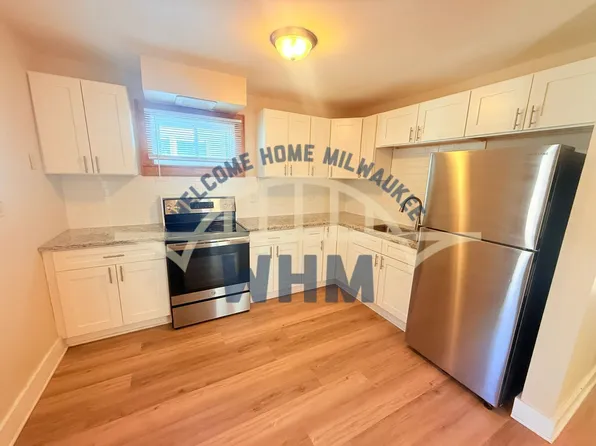 2513 N 56th St, Milwaukee, WI 53210