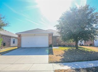 1109 Eagle Claw Dr, Haslet, TX 76052