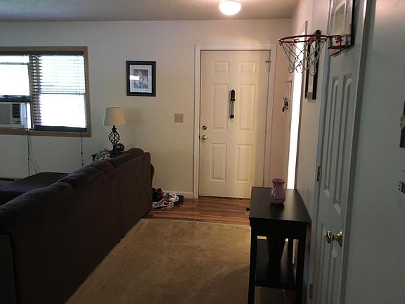 4th image of 36 Quail Ct
