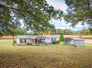 3192 Russell Rd, Utica, KY 42376