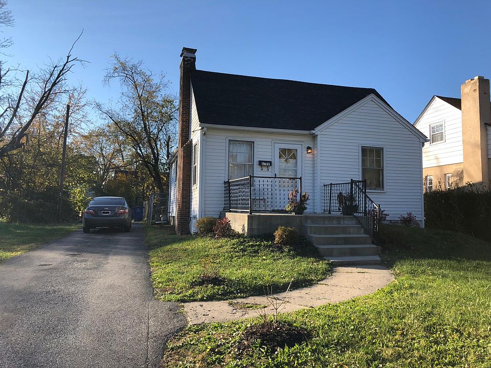 1st image of 1077 Rosewood Ave