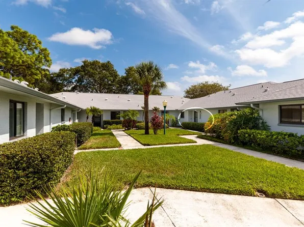 2753 Countryside Blvd APT 106, Clearwater, FL 33761