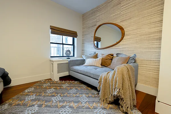 Rented by Finest Furnished LLC | media 127