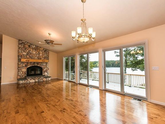 5th image of 130 Lake Washington Dr