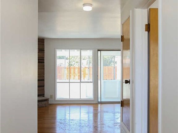 4th image of 18515 Evelyn Ave