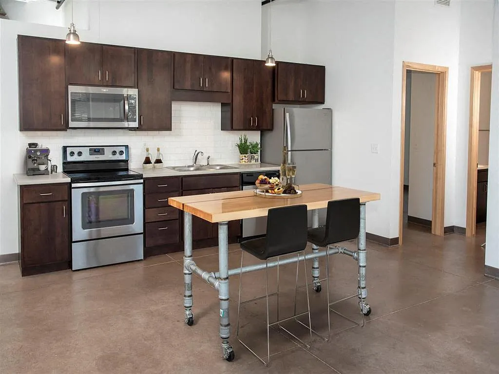 Gurley Lofts — Photo 1
