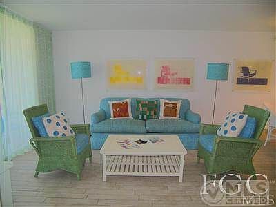 Upbeat vacation beach furnishings are fun and colorful.