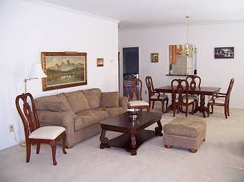 4th image of 11201 Ferrum Ln