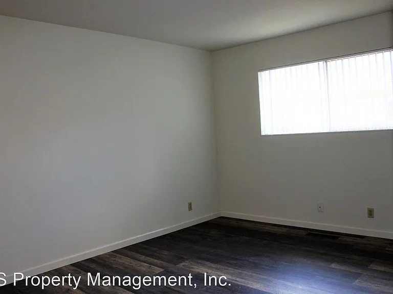 3484 Angelina Dr — Photo 5
