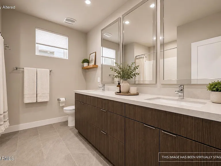 2825 N 42nd St #5 — Photo 17