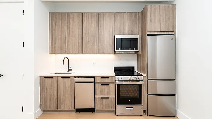 Rented by Nooklyn NYC LLC | media 16