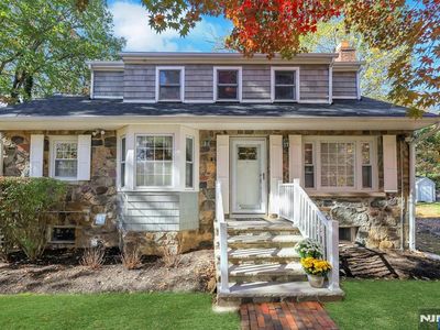 103 E Mahwah Rd, Mahwah, NJ, 07430