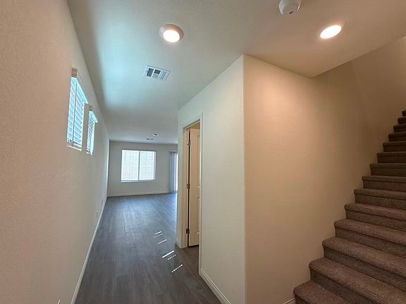 4th image of 10415 Ricordi St