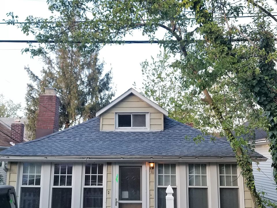 1st image of 8 Poplar Ave #88