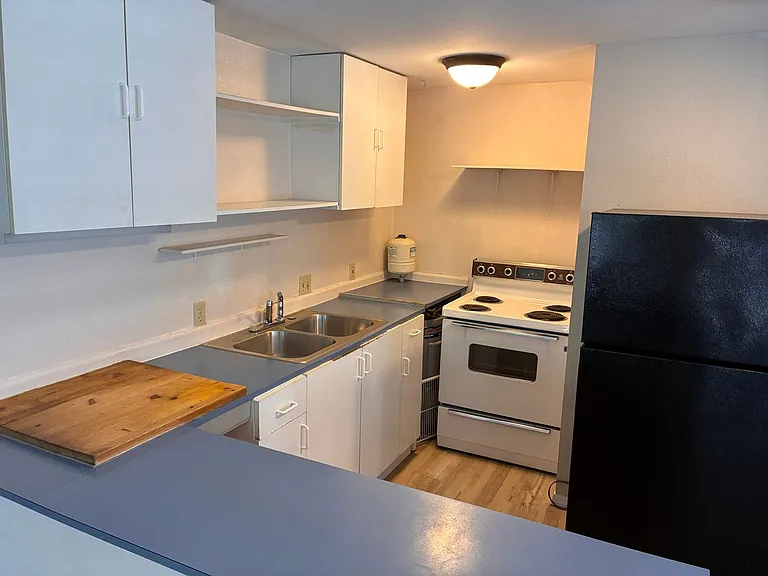 817 NW Federal St — Photo 9