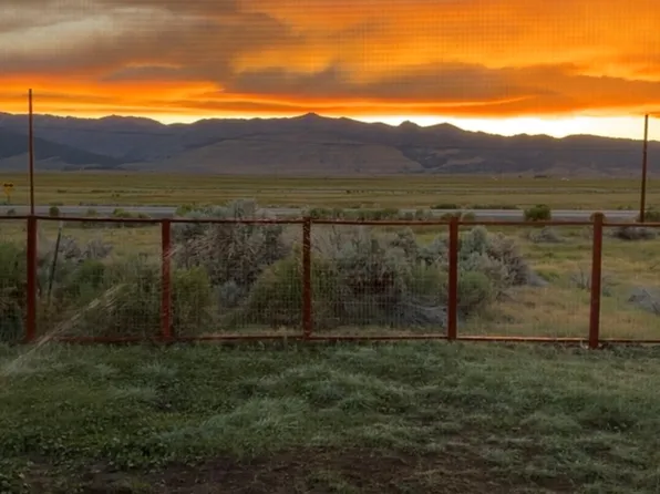 9 Castle Peak Rd #1, Bridgeport, CA 93517