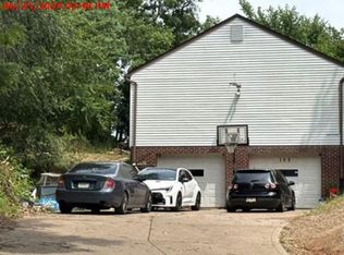 160 Seavey Rd, Etna, PA 15223