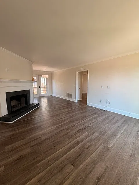 3 bed, 1200 sqft, $1,800 — Photo 3