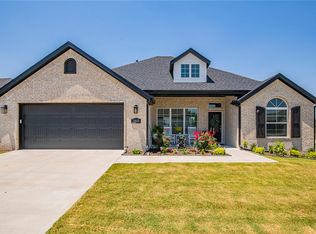 2845 S Carbon Rd, Fayetteville, AR 72701