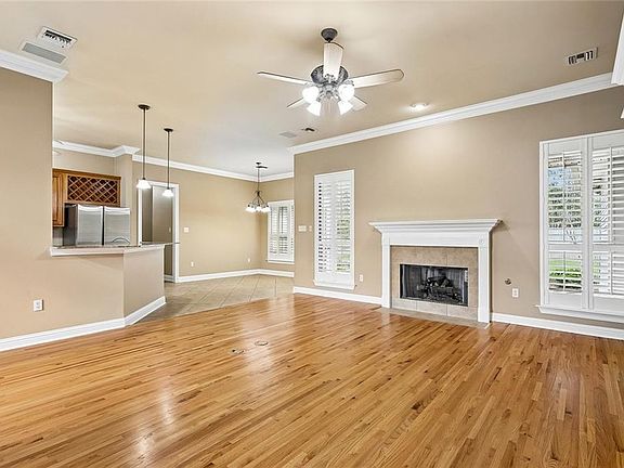5th image of 633 Avenue De Bellevue