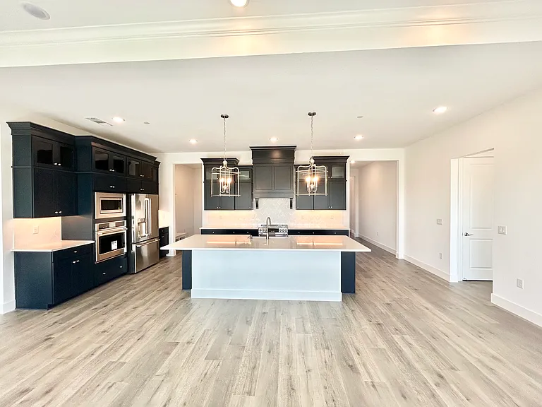 238 Apple Grove Ave — Photo 6