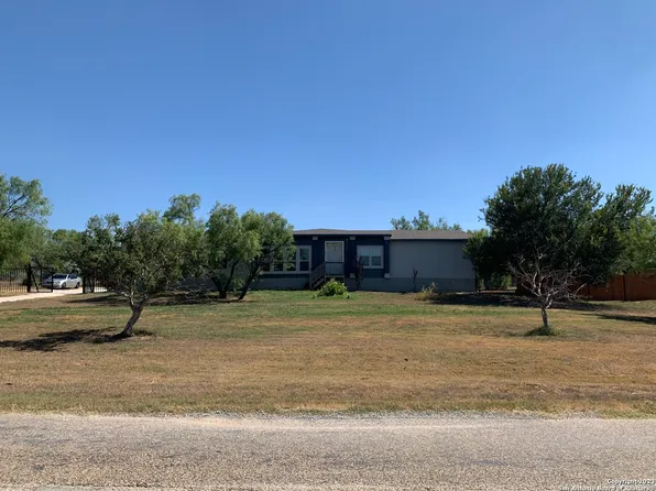 199 COUNTY ROAD 5635, Castroville, TX 78009