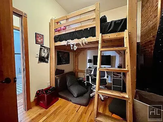 Rented by Highline Residential | media 12