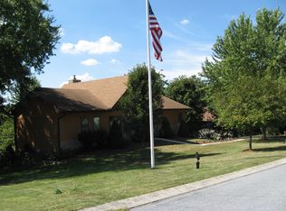 115 Saint Andrews Way, Etters, PA 17319