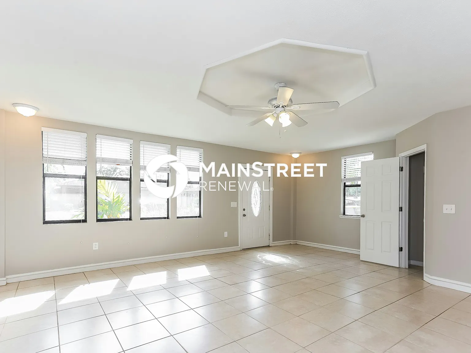3108 Johns Pkwy — Photo 2