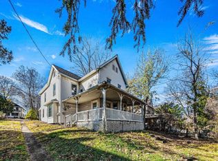 106 N Valley Rd #B, Paoli, PA 19301