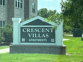 Crescent Villas