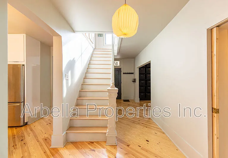 511 Alabama St — Photo 4