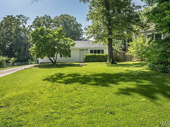 3rd image of 8 Banbury Ct