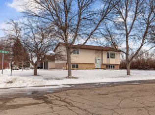 801-4 1/2 Ave NE, Barnesville, MN 56514
