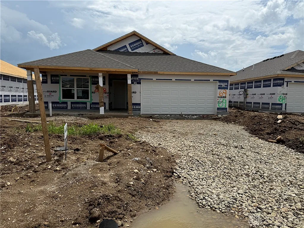 208 Lightfoot Ct photo 1