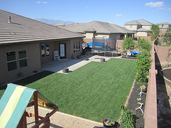 4th image of 2854 E Carmine Dr