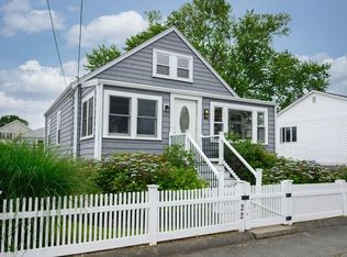 22 E St, Hull, MA 02045