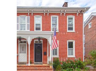 61 Clinton St, Lambertville, NJ 08530