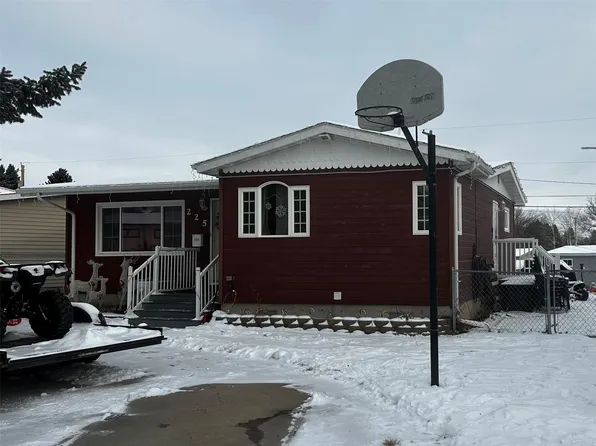225 2nd St NW, Great Falls, MT 59404