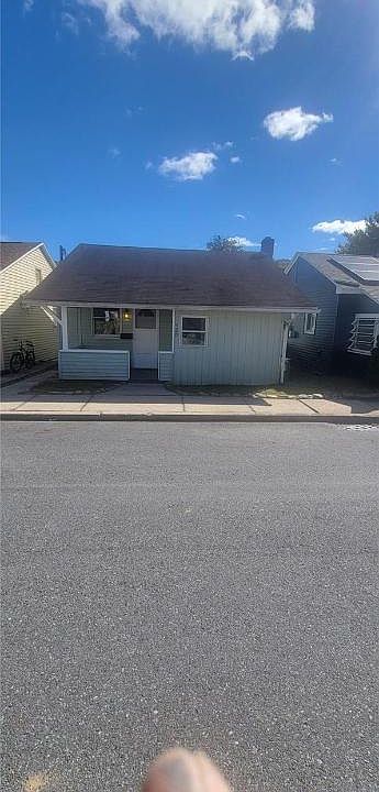 1st image of 920 Edgemont Ave