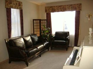 80 Upper Afton Ter, Saint Paul, MN 55106