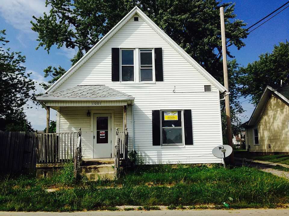 1st image of 1007 E Eureka St