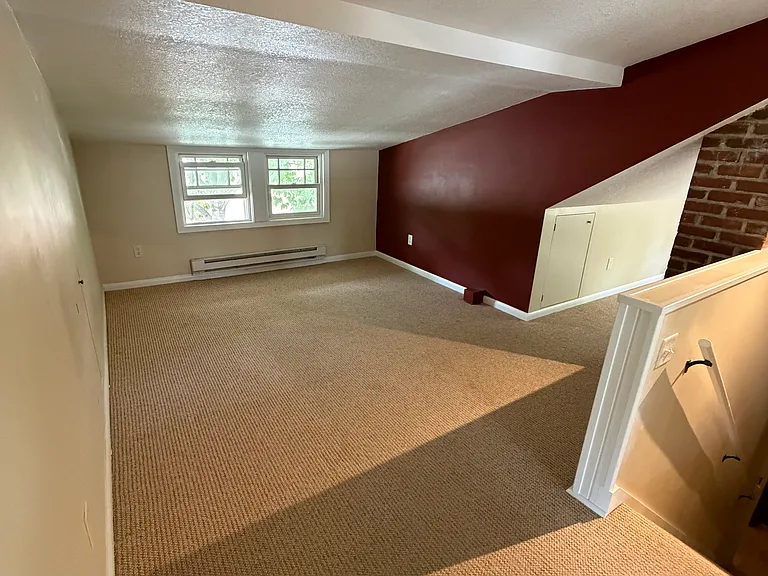 516 Washington St S — Photo 26