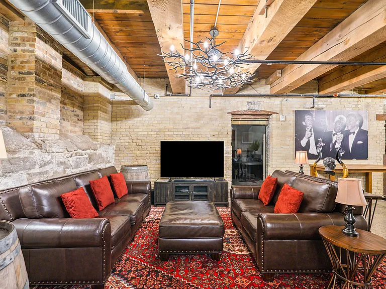 Wine Tasting Room