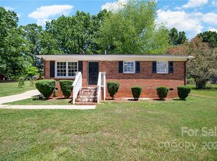 19428 Smithville Ln, Cornelius, NC 28031